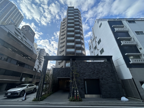 【ルジェンテ新宿御苑前】外観