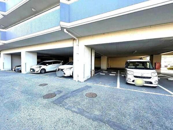 【JGMベリテュード箱崎公園セカンドステージ】(駐車場)1 【JGMベリテュード箱崎公園セカンドステージ】(駐車場)1