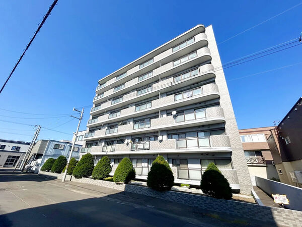 【グランコート白石】外観