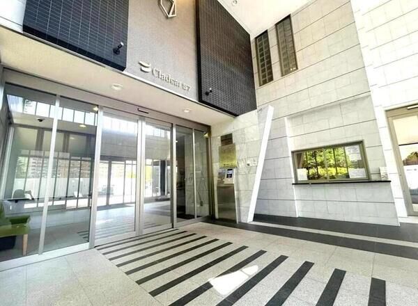 【D’クラディア S7】エントランス１