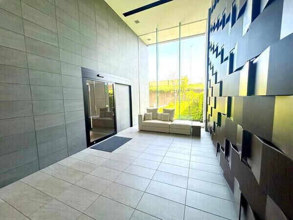 【デュオヴェール札幌中島公園】エントランス2 【デュオヴェール札幌中島公園】エントランス2