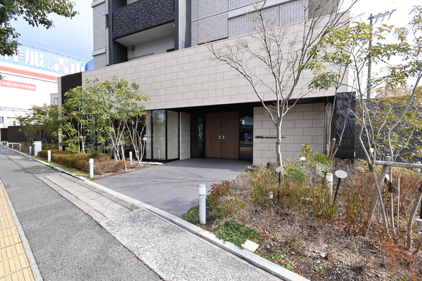 【サーパス倉敷市役所前】エントランス