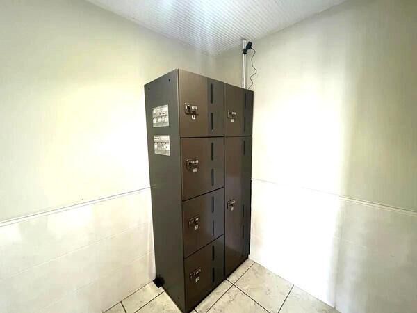 （宅配ボックス）