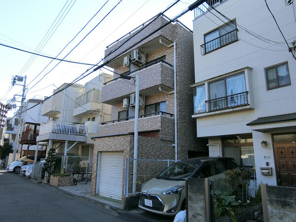 【ベルメゾン川崎Ⅰ】外観