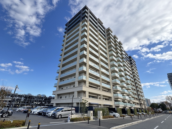 【ヴェレーナシティ千葉ニュータウン中央アリーナ】外観