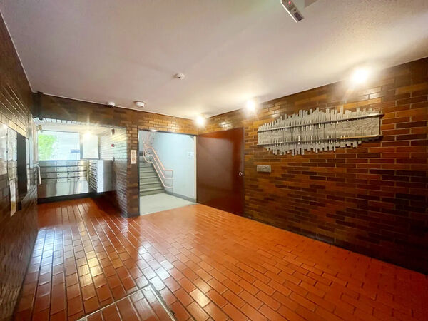 【サンリーブ幸町コートハウス】エントランス