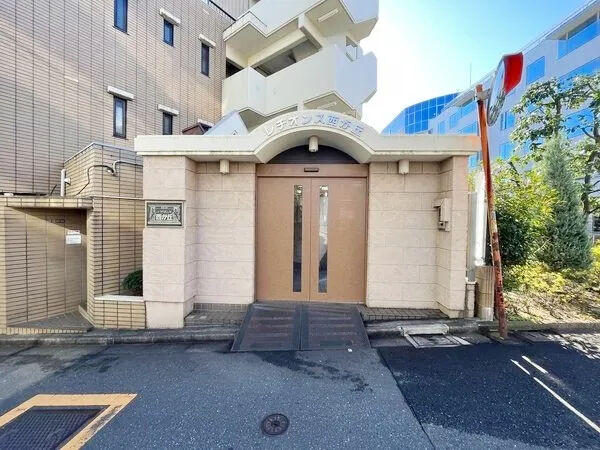 【レヂオンス西が丘】エントランス 【レヂオンス西が丘】エントランス
