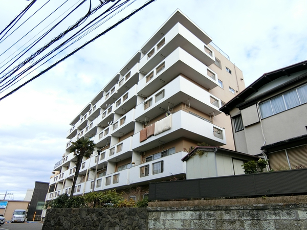 【和泉台マンション】外観