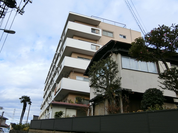 【和泉台マンション】外観
