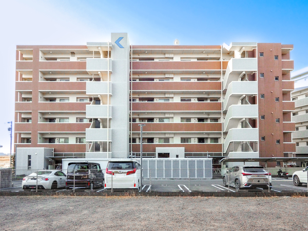 【エルグランデ泉田の杜EAST】外観