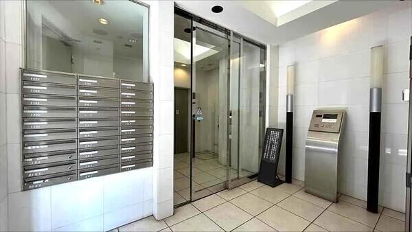 【デュオ・スカーラ西麻布タワー】エントラン 【デュオ・スカーラ西麻布タワー】エントラン