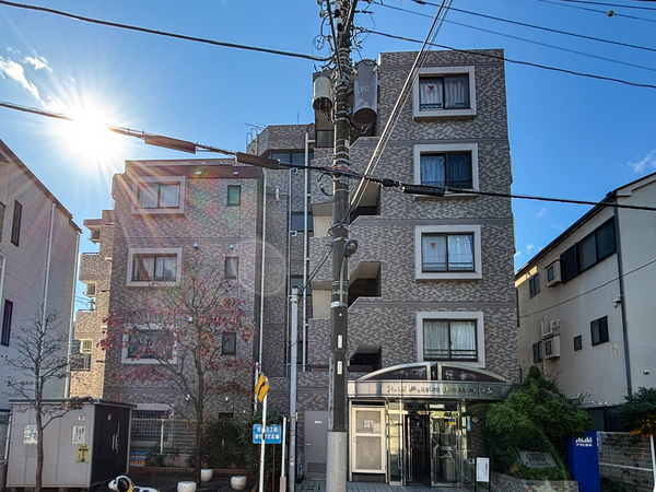 【ライオンズマンション駒込第7】外観