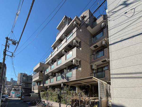 【ライオンズマンション駒込第7】外観