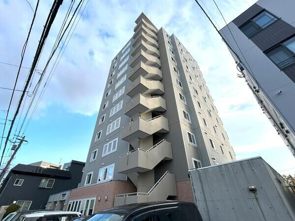 エレンシア南郷通