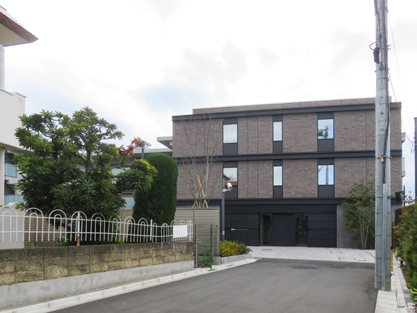 【オーベル練馬春日町ヒルズ】外観