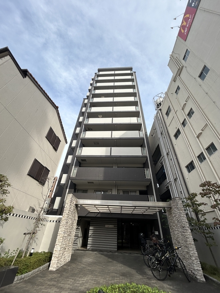 【サンマンションアトレ鶴見ウェルキューブ】外観