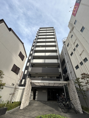 【サンマンションアトレ鶴見ウェルキューブ】外観