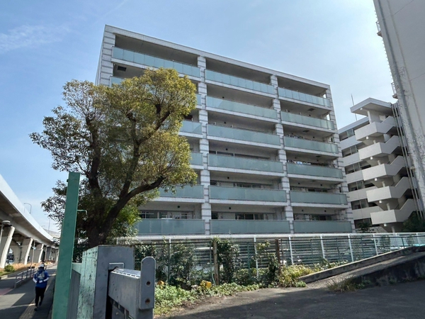 【クリオ横浜シーサイド】外観