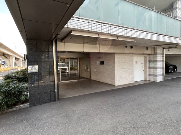 【クリオ横浜シーサイド】エントランス