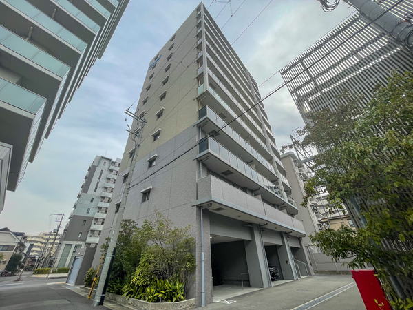 【プレサンスロジェ伊丹郷町宮ノ前】外観