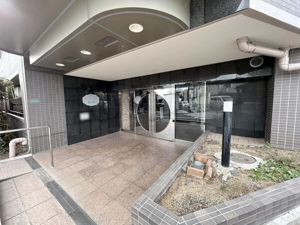 【レーベンハイム光が丘】エントランス