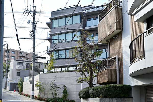 【グランドメゾン東山ザ・コート】外観