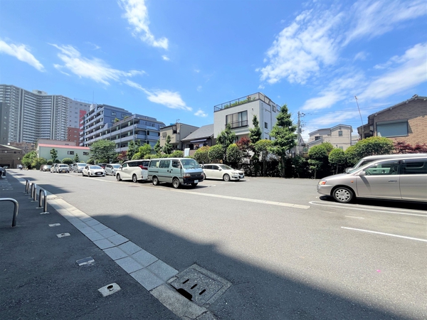 【北砂4丁目住宅】駐車場