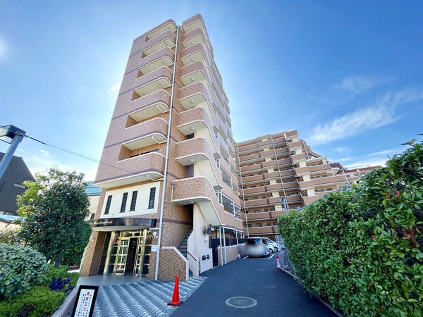 【ライオンズマンション東四つ木】外観