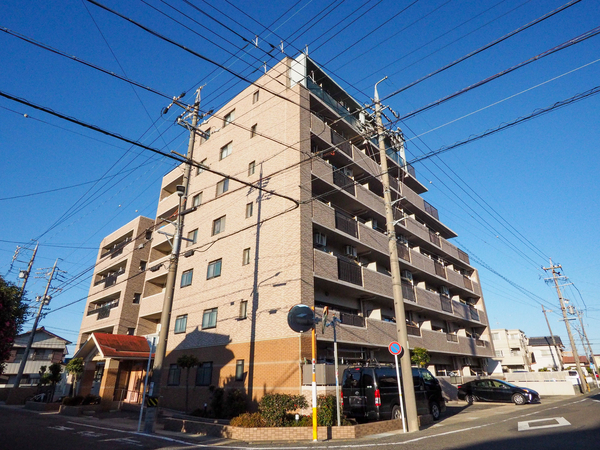 【ロイヤルマンション柏井】外観 【ロイヤルマンション柏井】外観