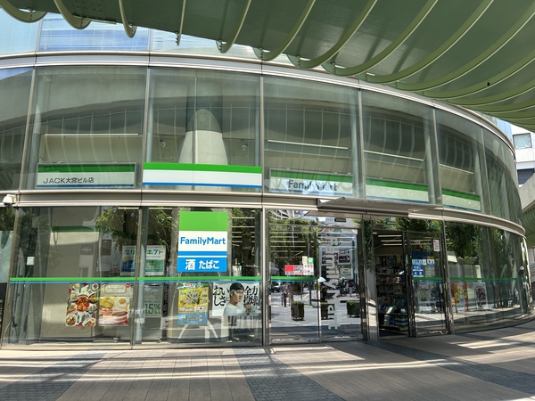 ファミリーマートJACK大宮ビル店 約140m ファミリーマートJACK大宮ビル店 約140m