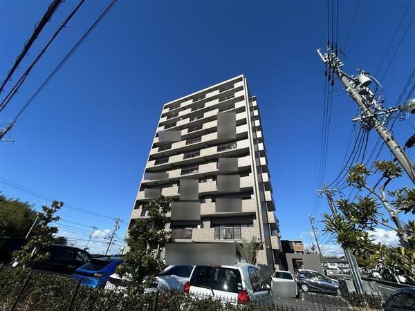 ファミール日進参番館 2枚目 ファミール日進参番館