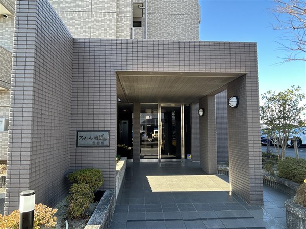 ファミール日進参番館 3枚目 ファミール日進参番館