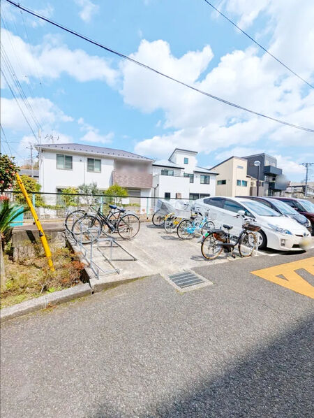 【パレドール津田沼】駐車場