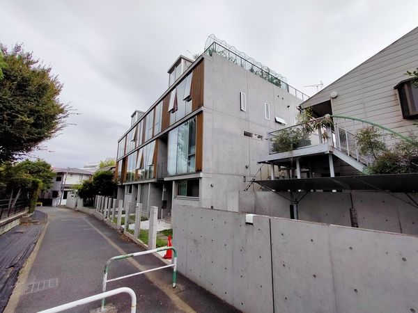 【弦巻フラット】外観写真 【弦巻フラット】外観写真