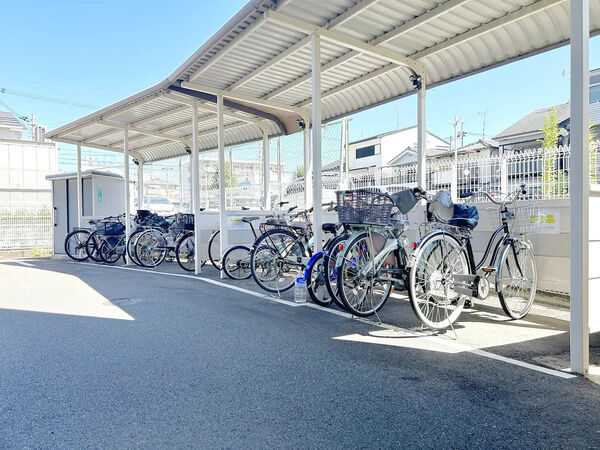 【ラポー桂】駐輪場 【ラポー桂】駐輪場