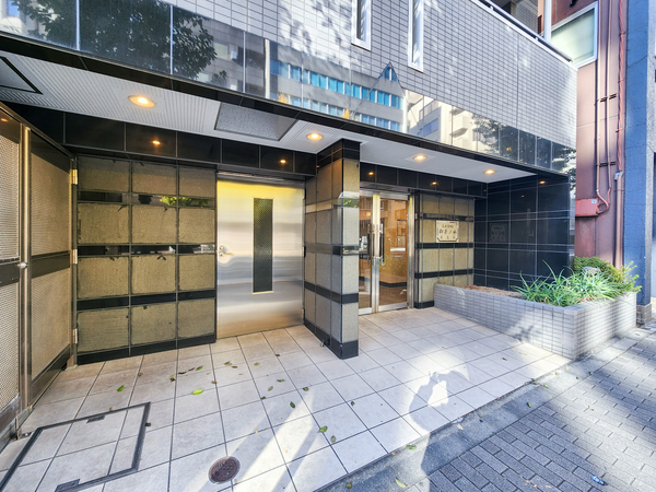 【ロアール御茶ノ水妻恋坂】外観