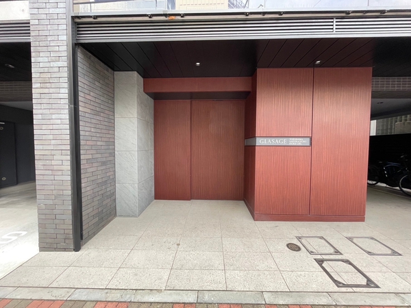 【グラサージュ横濱桜木町フィオーレヴェール】エントランス