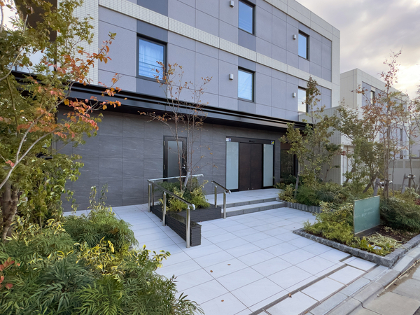 【エクセレントシティ稲毛ザ・ステーシア】エントランス 【エクセレントシティ稲毛ザ・ステーシア】エントランス