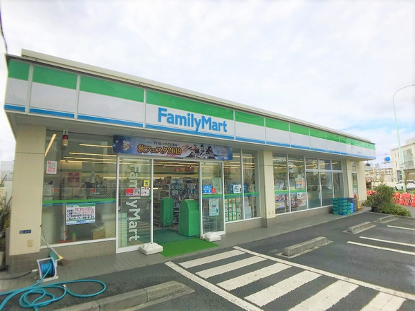 ファミリーマート江東新砂店