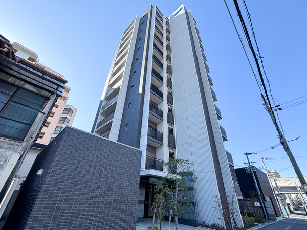 【プレサンスロジェ北田辺】外観