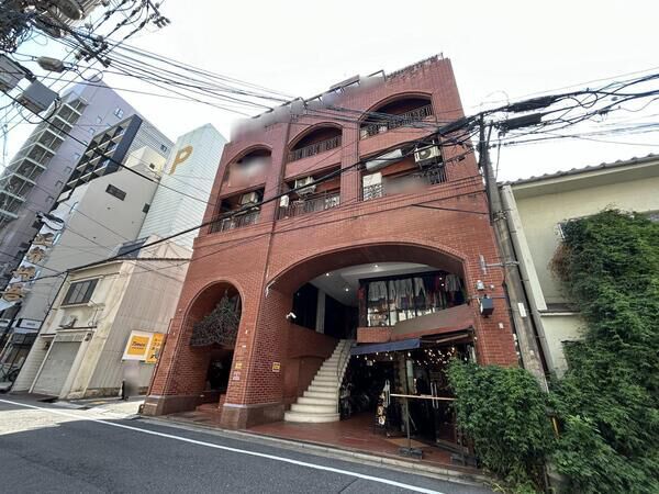 ロッコー第2三川町グランドマンション