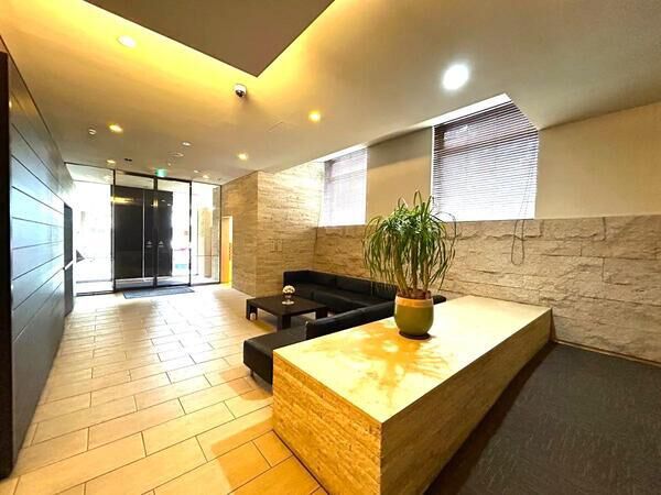 【パークハウス麻布鳥居坂】エントランスホール1