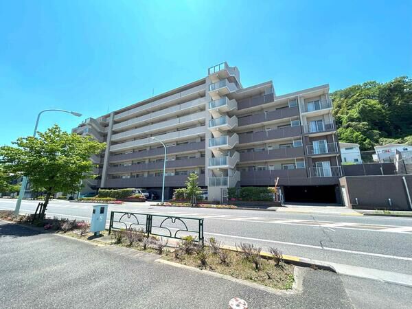【クイーンシティ百草園ベルフォレスト】建物外観 【クイーンシティ百草園ベルフォレスト】建物外観