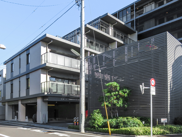 【レジデンスコート世田谷桜丘】外観