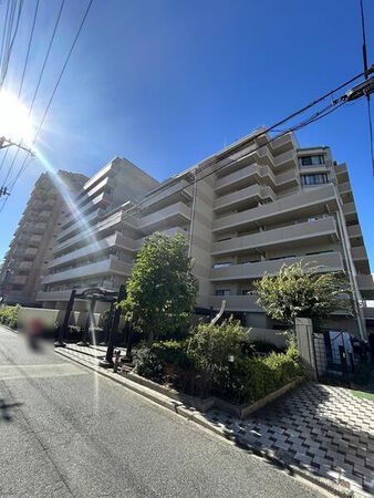 【藤和東雲公園ハイタウン】外観