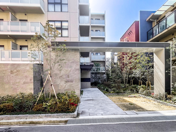 【Brillia西宮北口The Residence】エントランス 【Brillia西宮北口The Residence】エントランス