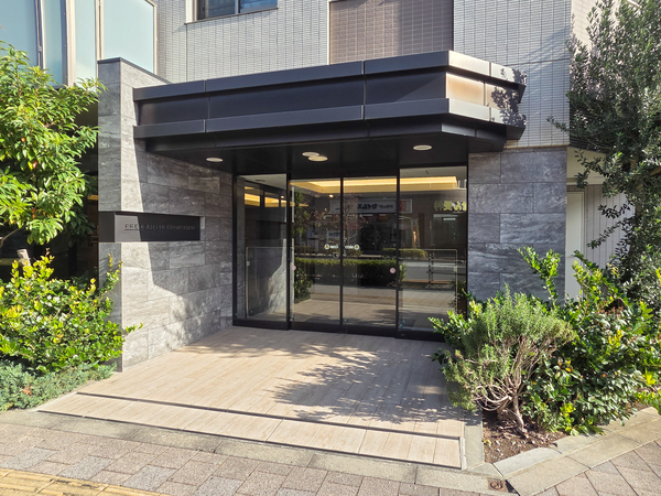 【プレディア府中西府】エントランス