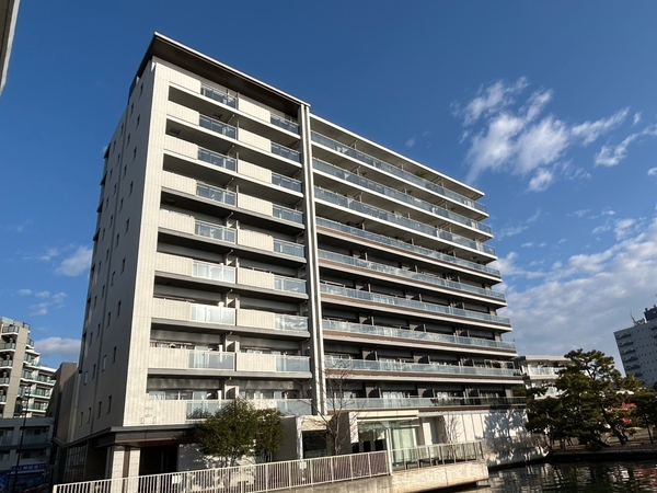 【クレヴィア金沢八景ザベイ】外観