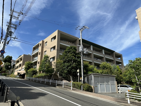 【ステイツ御影ガーデンズ】外観
