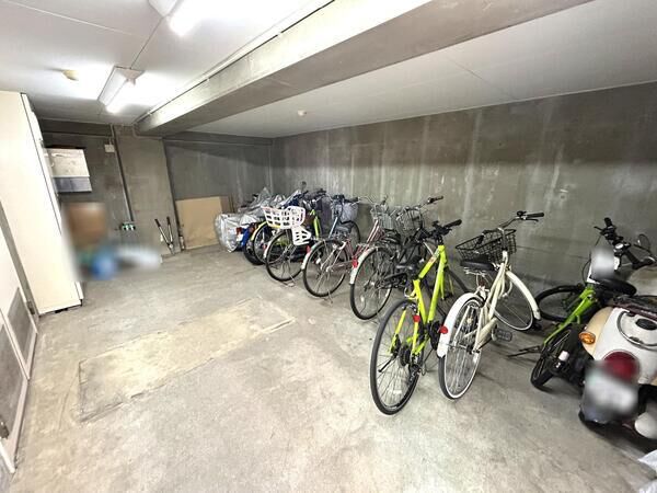 【大宮宝マンション】駐輪場 【大宮宝マンション】駐輪場